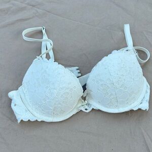 Aerie Floral Lace Cream Bra